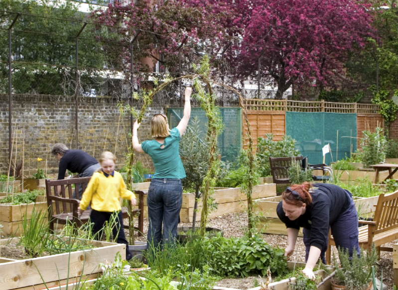 Outside workers for Designing London's Recovery